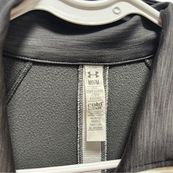 UNDER ARMOR Gray and White Quarter-Zip Pullover - Picture 3 of 3